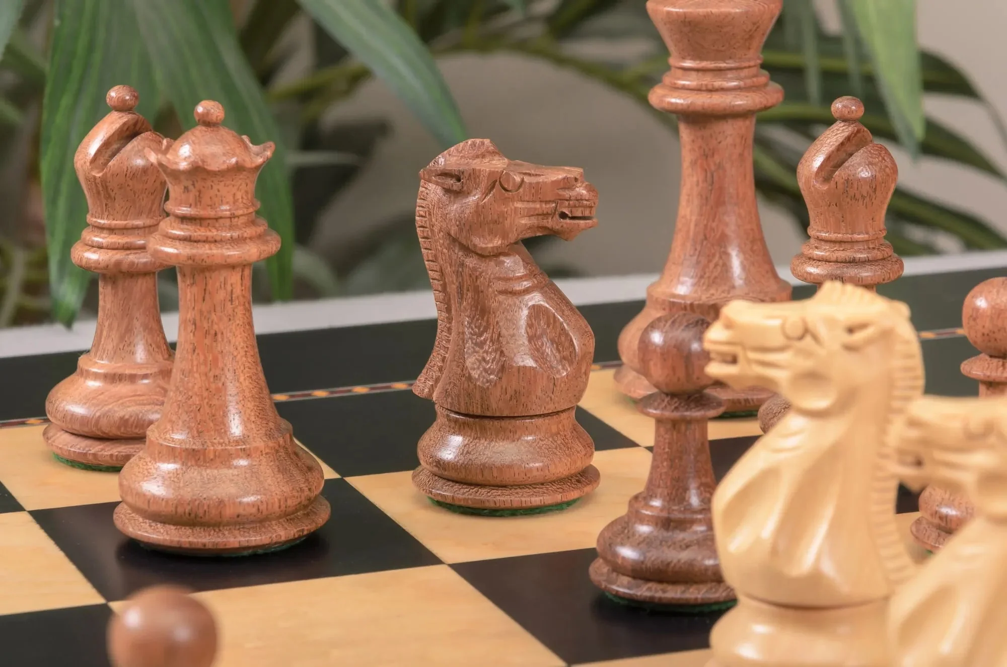 The York Series Chess Pieces - 3.5" King - Image 16