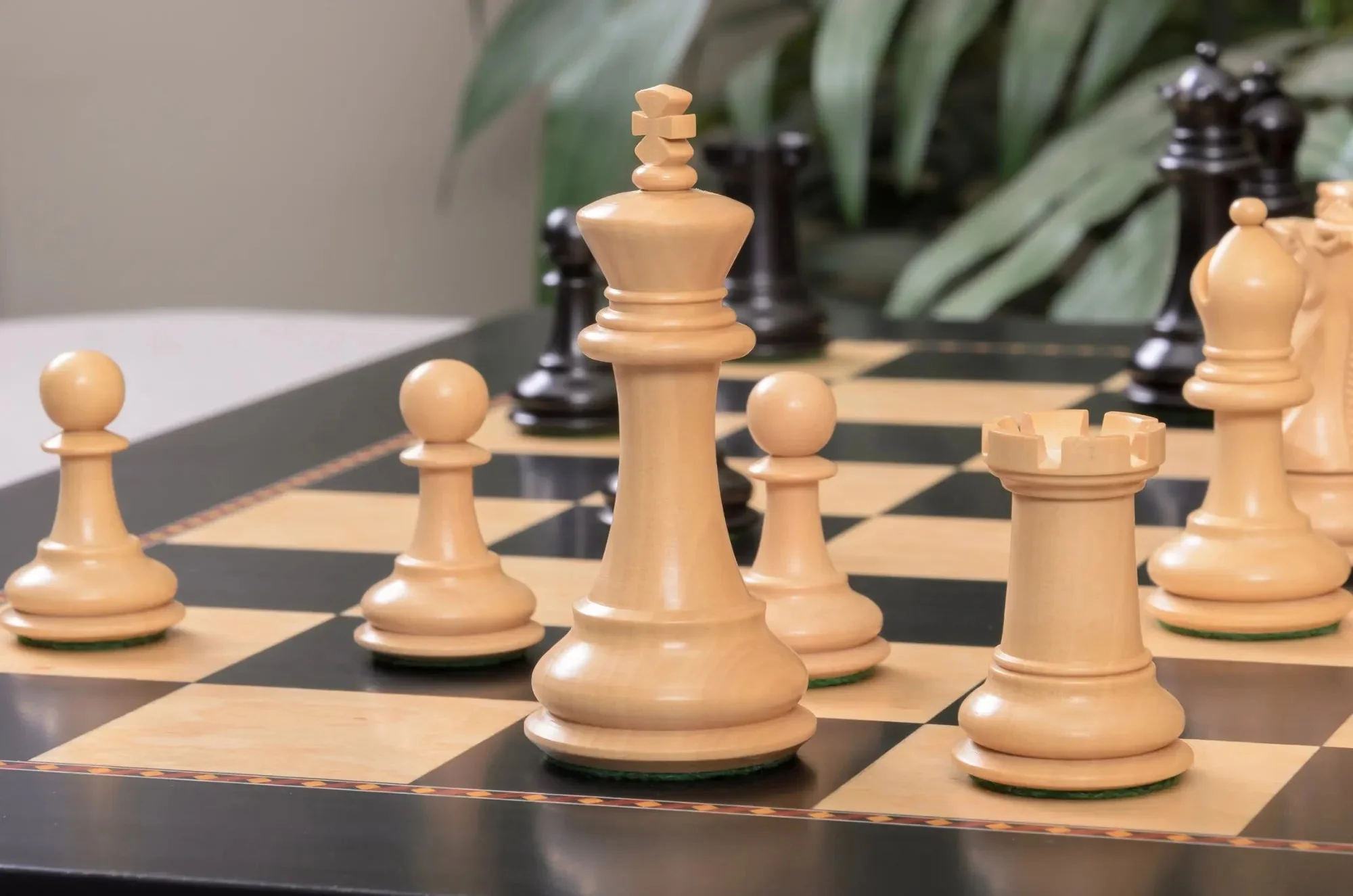 The York Series Chess Pieces - 3.5" King - Image 19