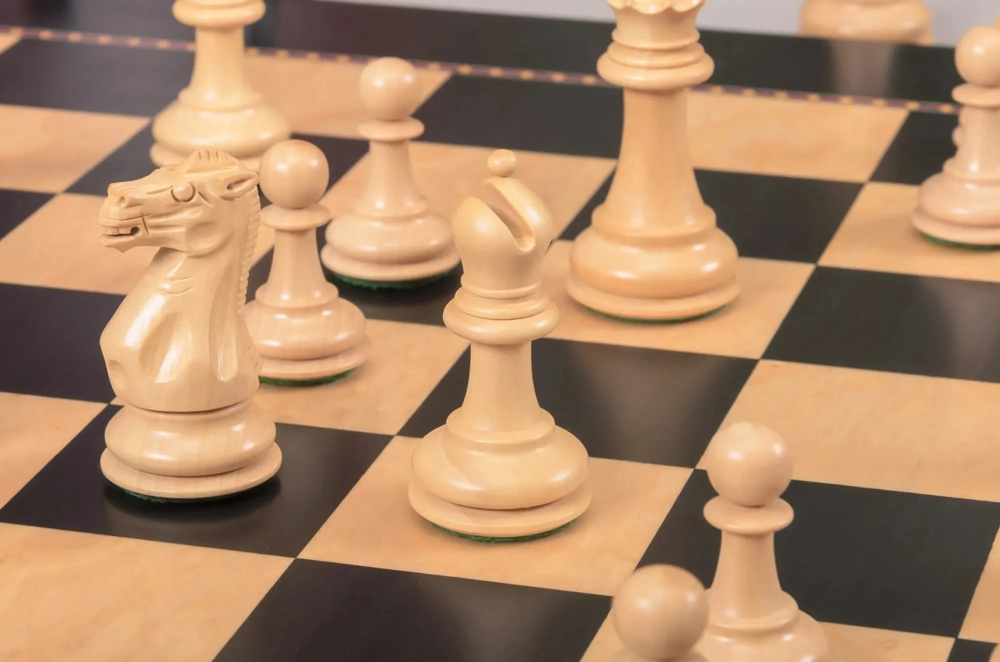The York Series Chess Pieces - 3.5" King - Image 9
