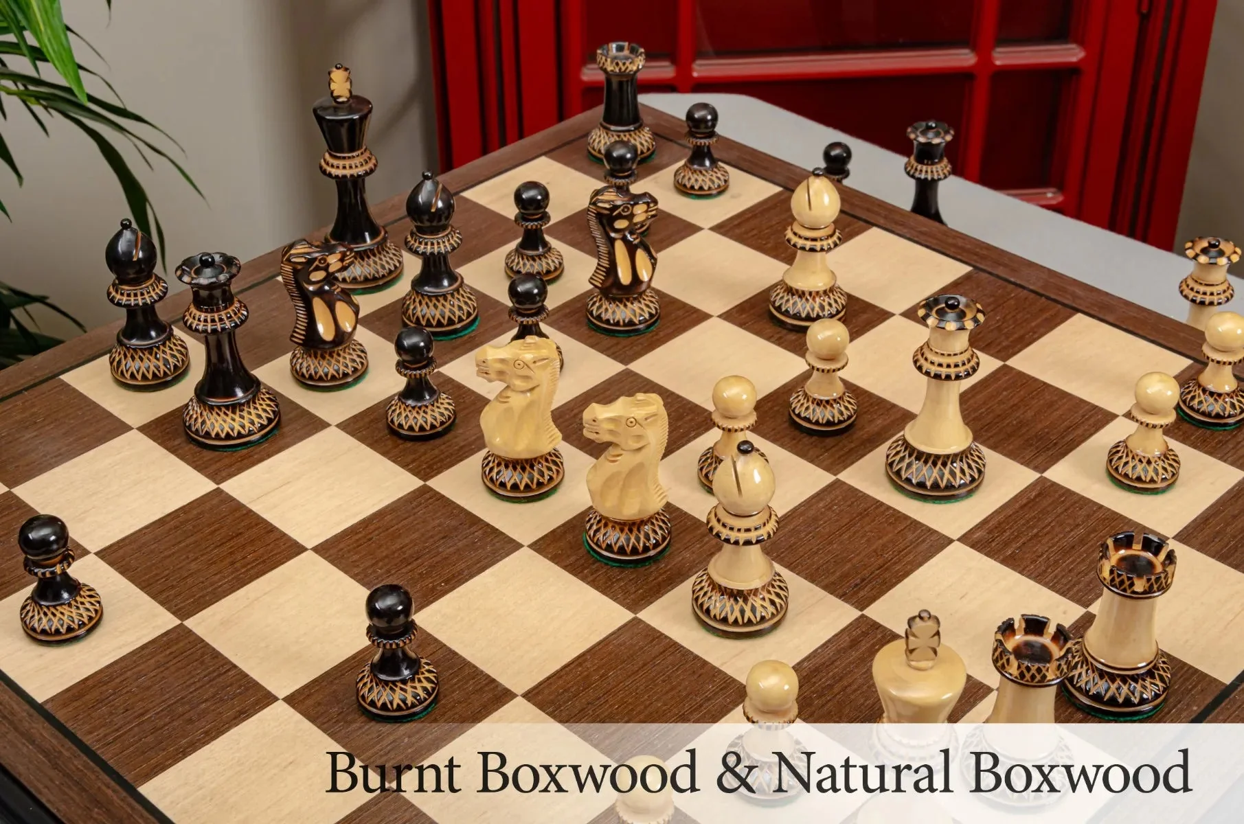 The Magnus Carlsen Luxury Signature Casket & Chess Set Combination - Image 14