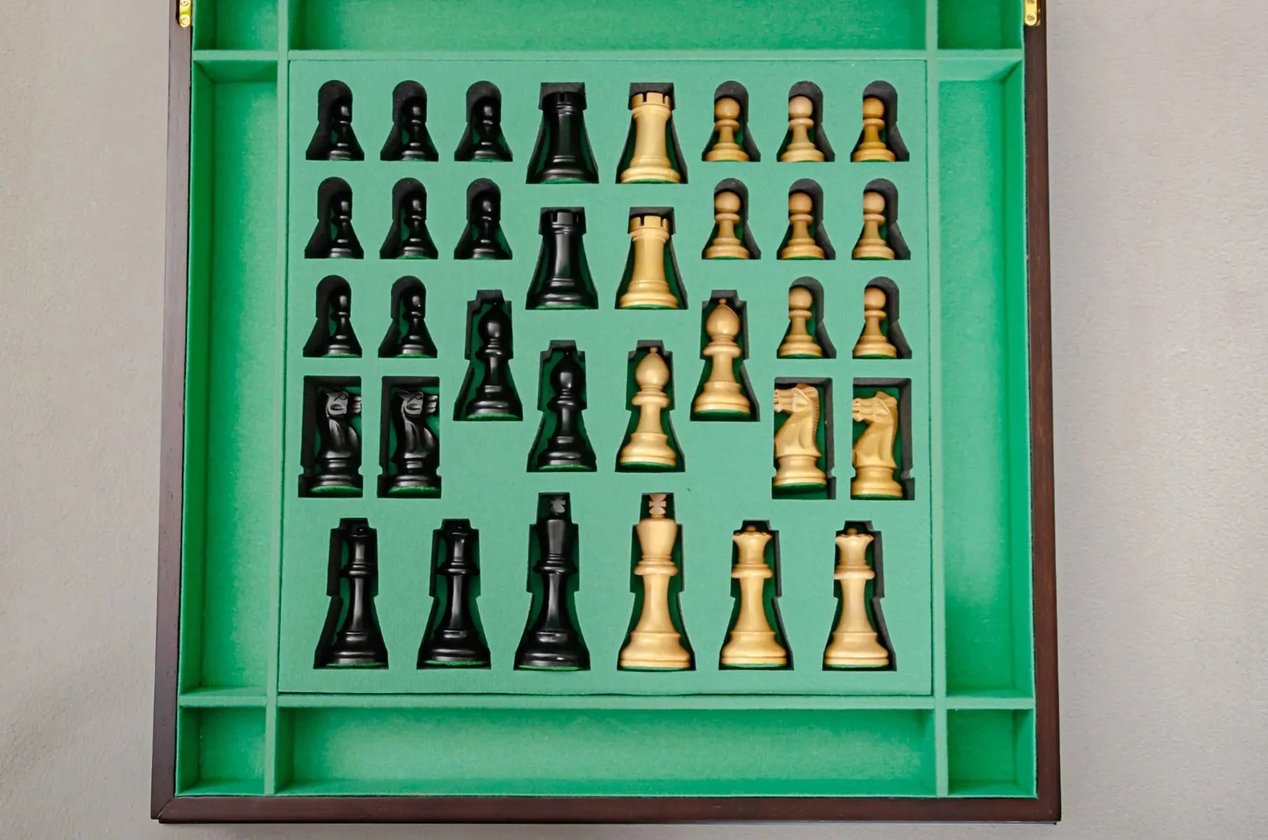 The Magnus Carlsen Luxury Signature Casket & Chess Set Combination - Image 23