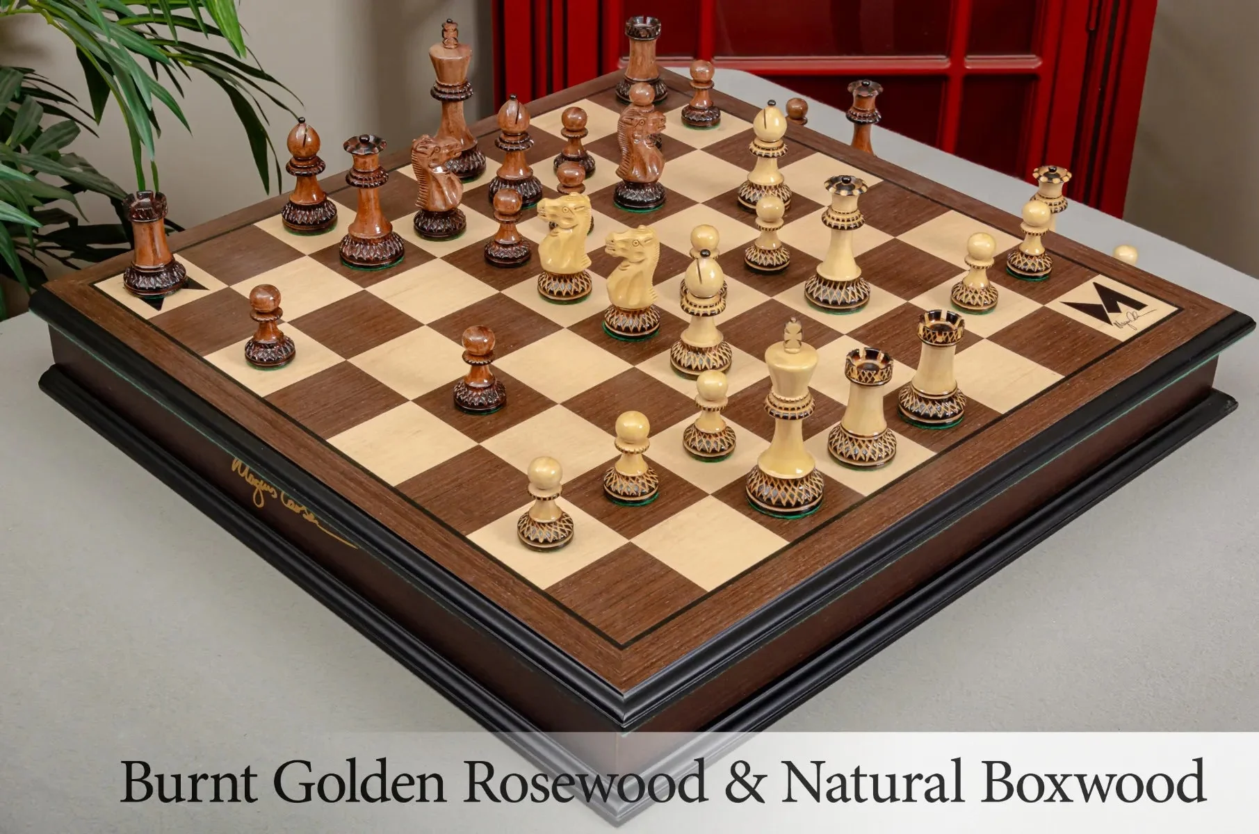 The Magnus Carlsen Luxury Signature Casket & Chess Set Combination - Image 7