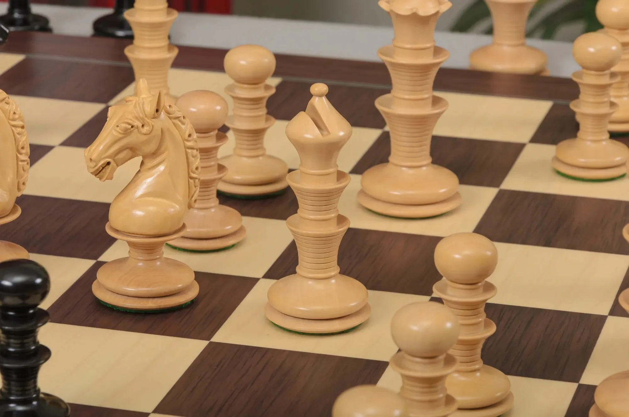 The Matera Series Luxury Chess Pieces - 4.4" King - Image 11