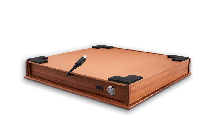 The Millennium Exclusive Luxe Edition Chess E-Board - Image 7