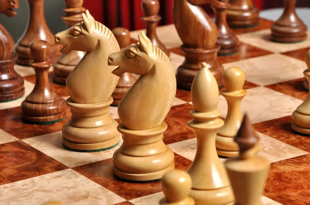 The Minsk Series Chess Pieces - 3.75" King - Image 13