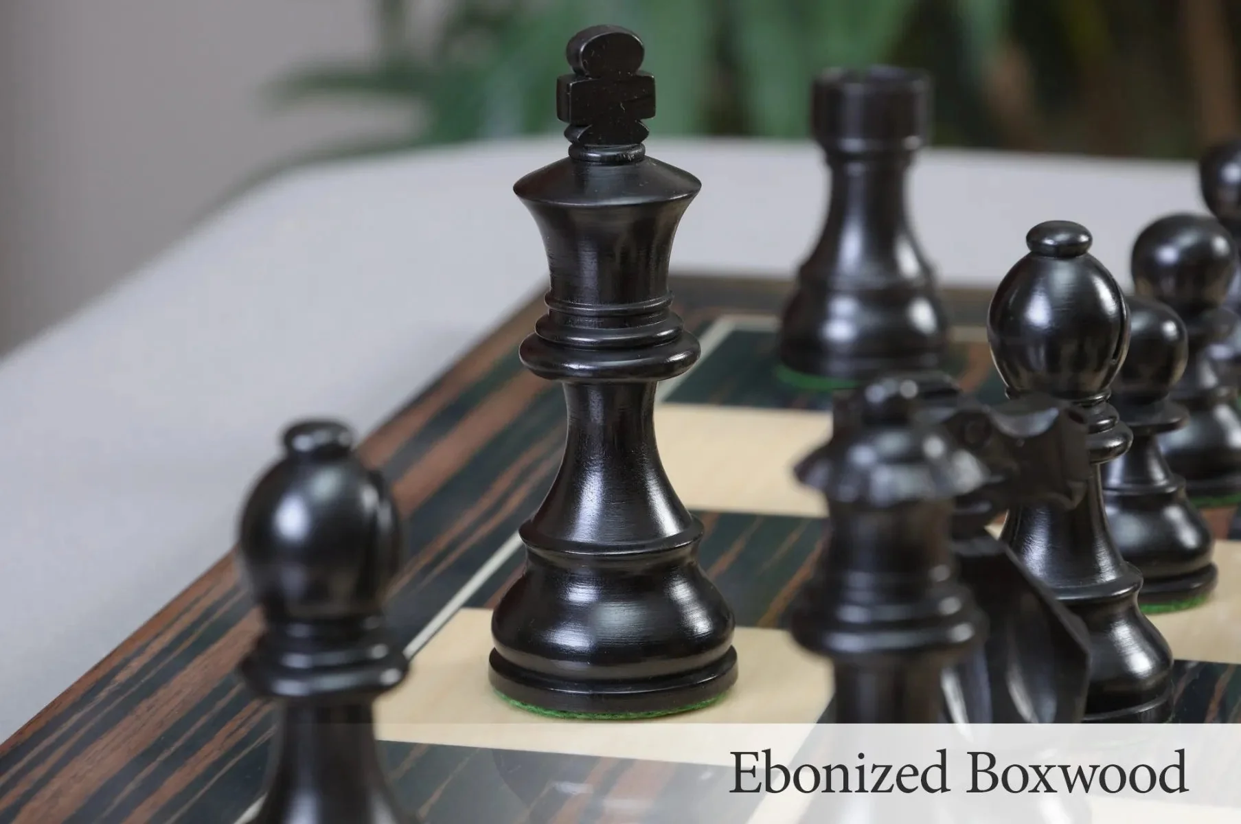 The New Gambit Series Chess Pieces - 3.75" King - Image 10