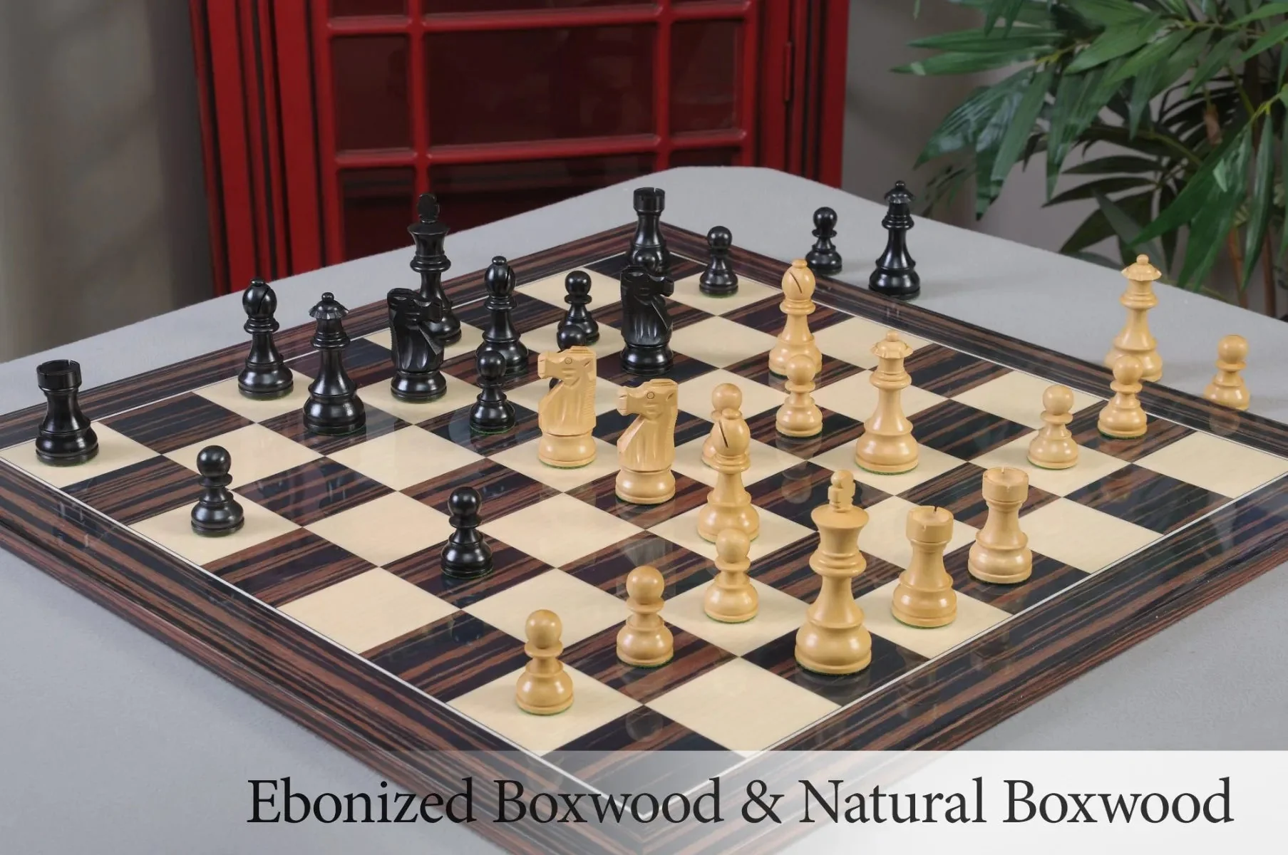 The New Gambit Series Chess Pieces - 3.75" King - Image 2