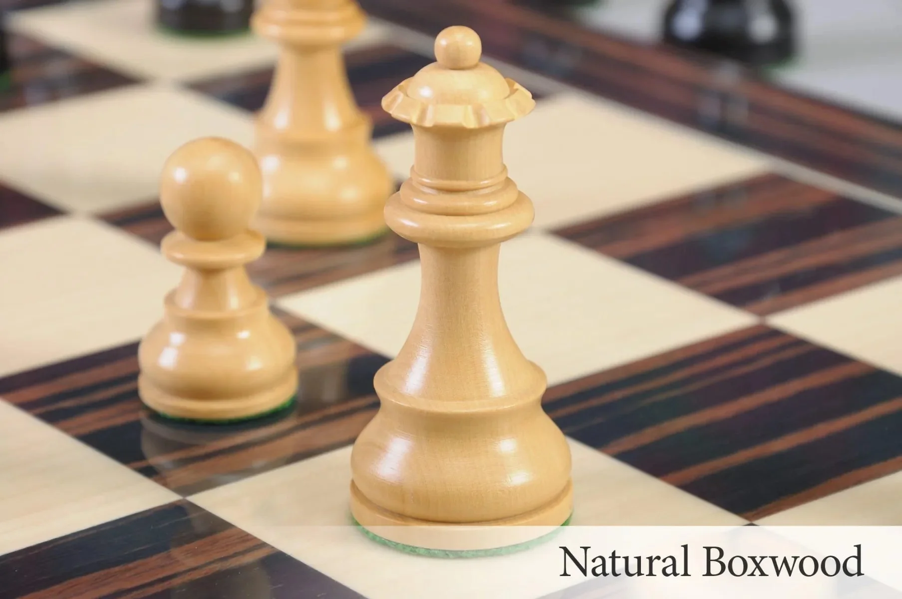 The New Gambit Series Chess Pieces - 3.75" King - Image 5
