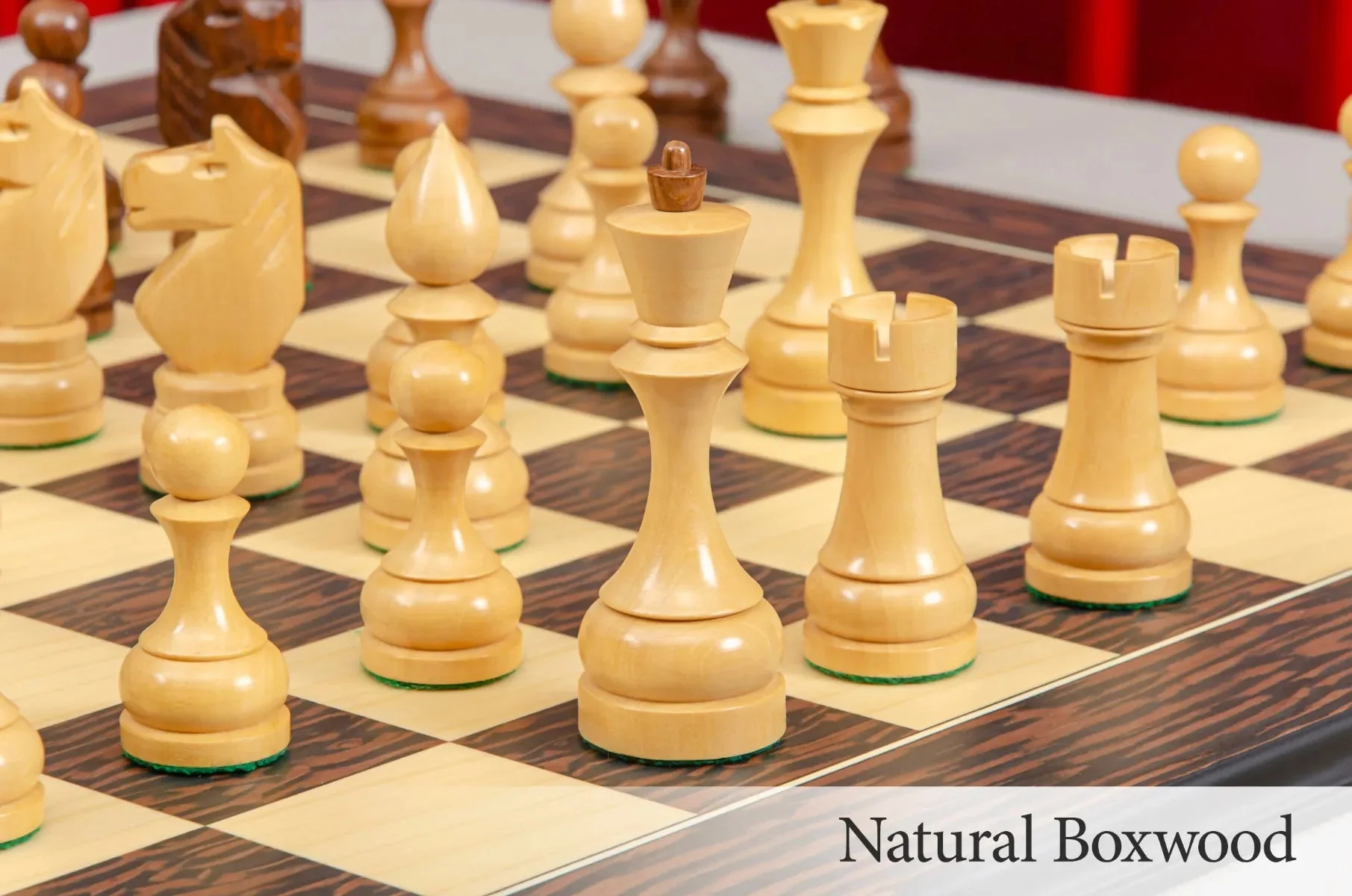 The New Kiev Series Chess Set - 4.0" King - Image 2