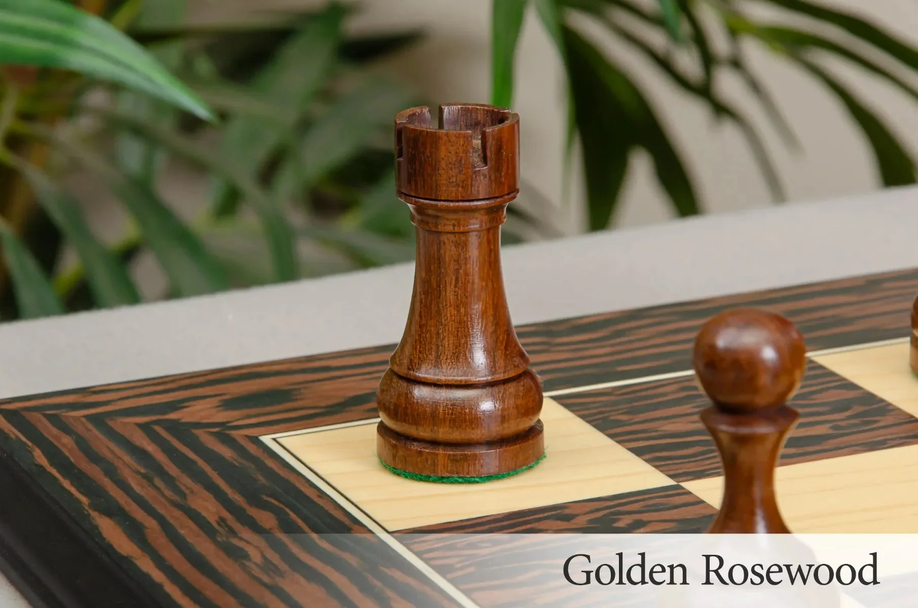 The New Kiev Series Chess Set - 4.0" King - Image 8