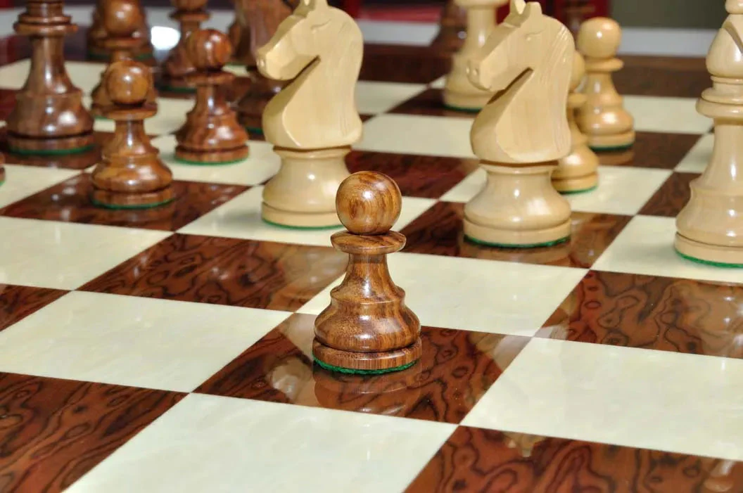The Noble Series Chess Pieces - 3.75" King - Image 9