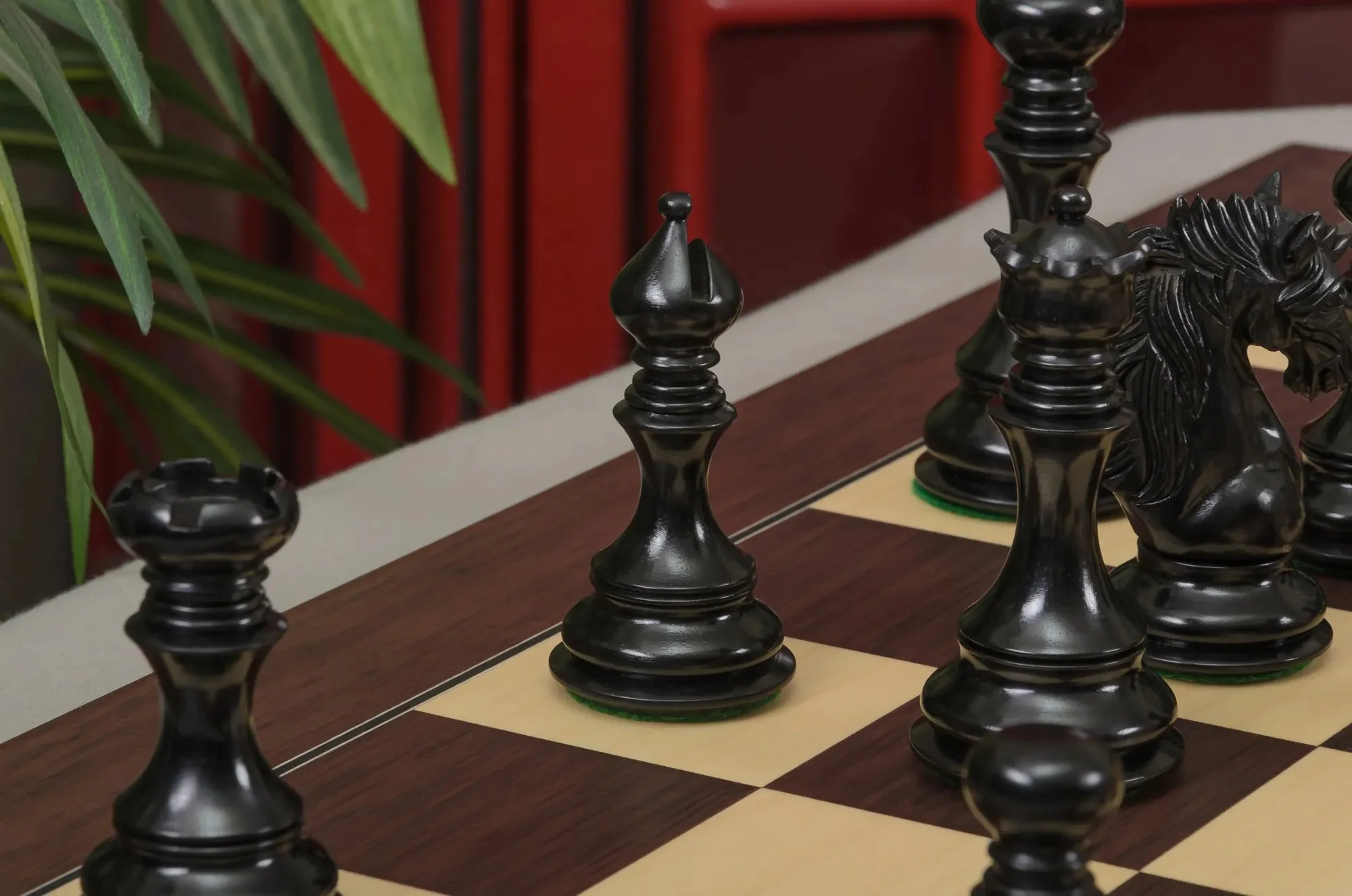 The Novara Series Luxury Chess Pieces - 4.2" King - Image 12