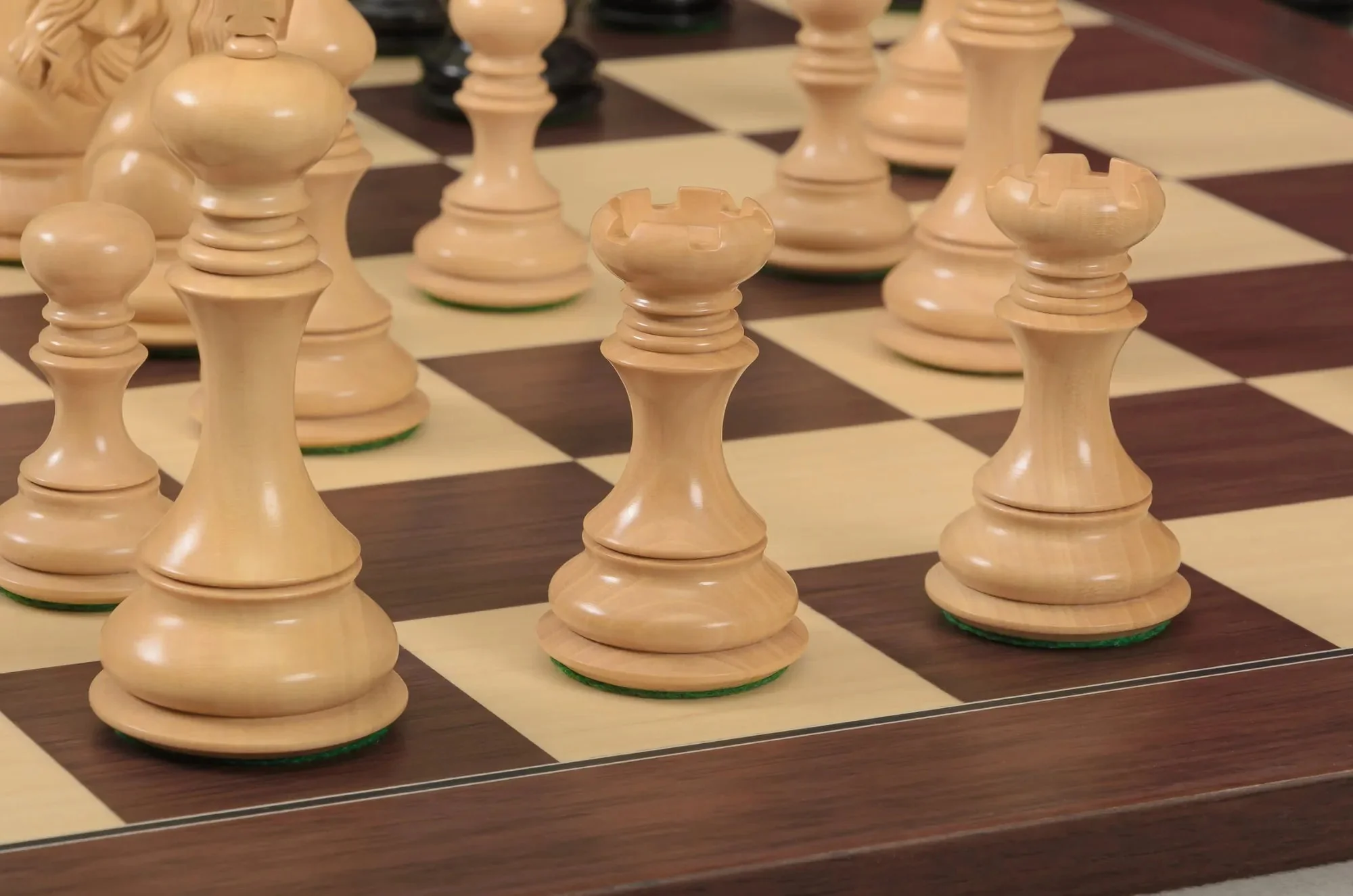 The Novara Series Luxury Chess Pieces - 4.2" King - Image 13
