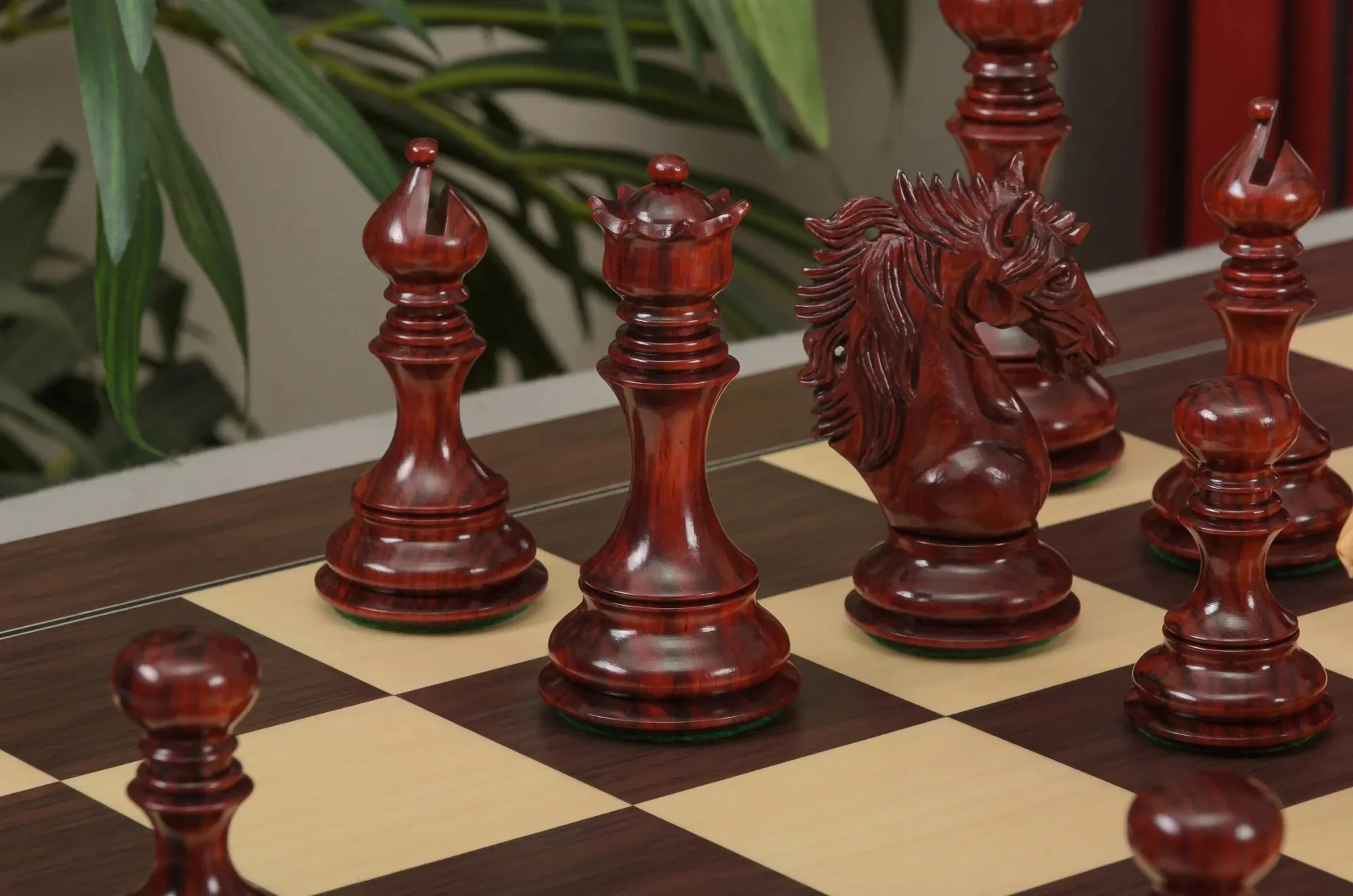 The Novara Series Luxury Chess Pieces - 4.2" King - Image 14