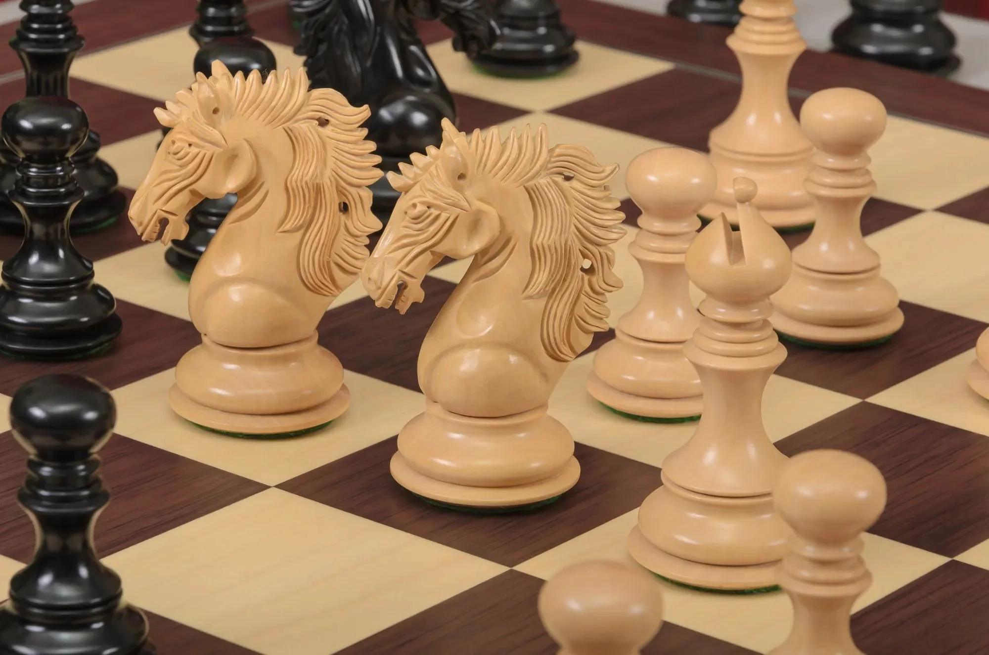 The Novara Series Luxury Chess Pieces - 4.2" King - Image 19