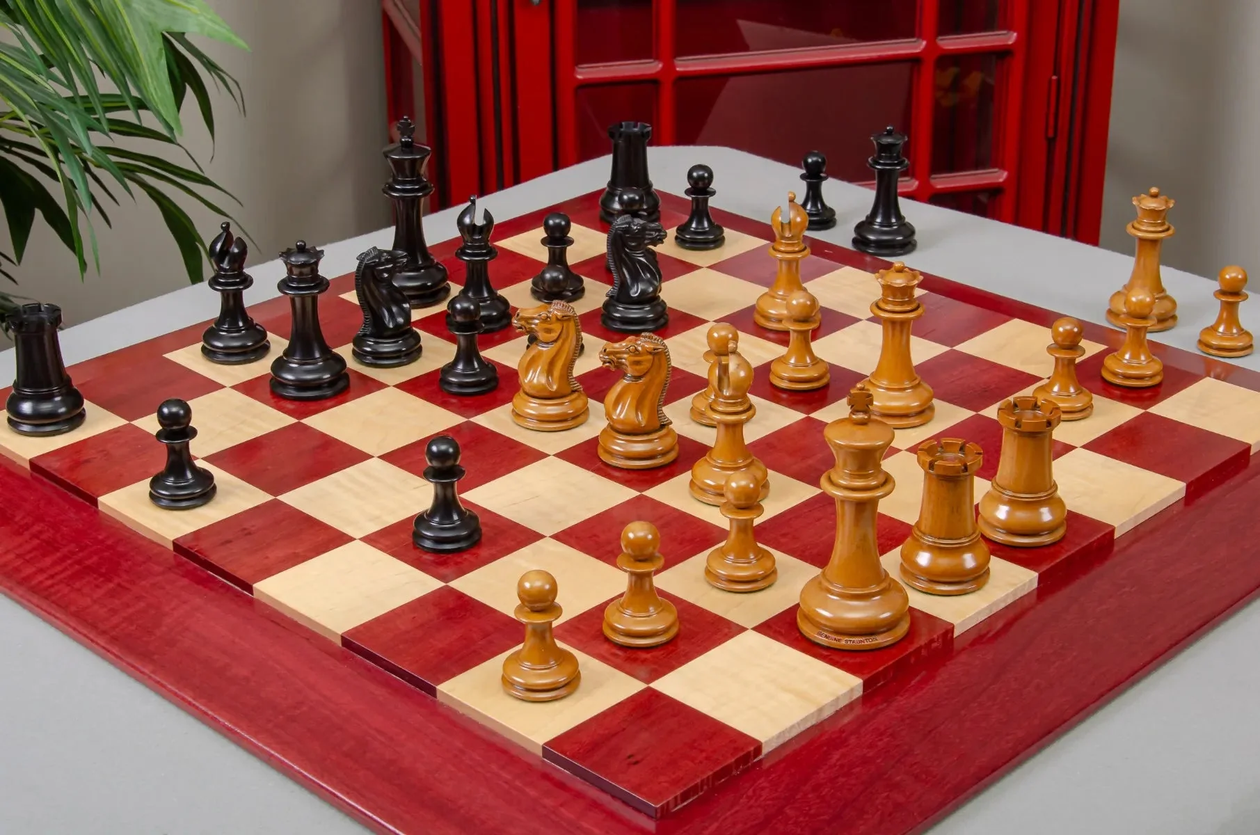 The Original 1849 Vintage Series Chess Pieces - 4.4" King - Image 2