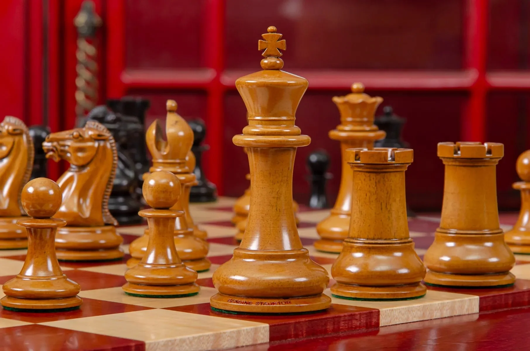 The Original 1849 Vintage Series Chess Pieces - 4.4" King - Image 4