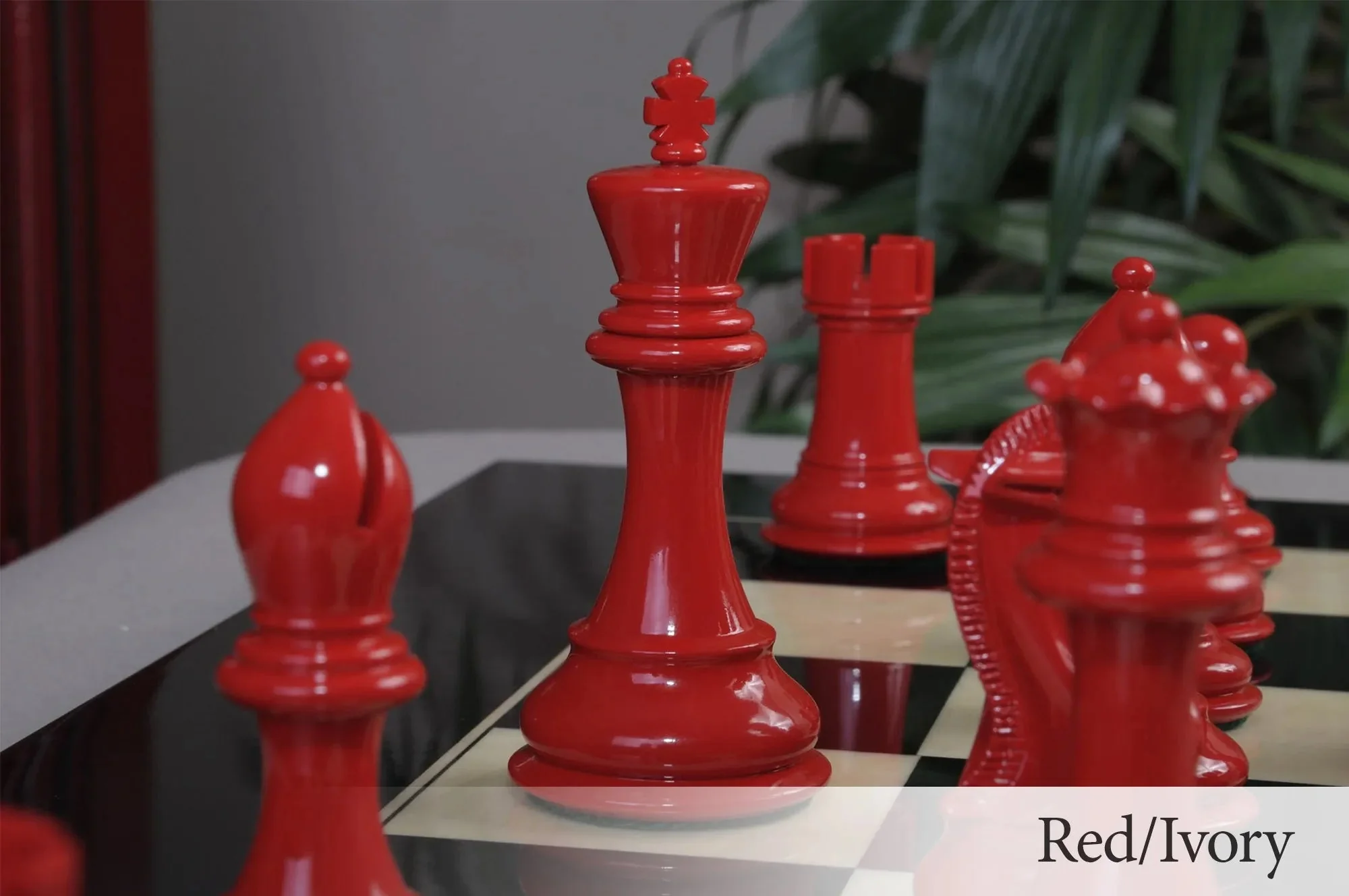 Red and White Lacquered - Image 10