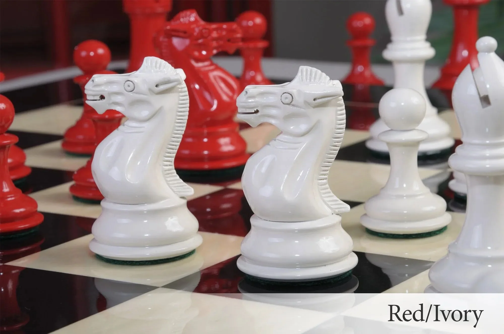 Red and White Lacquered - Image 6