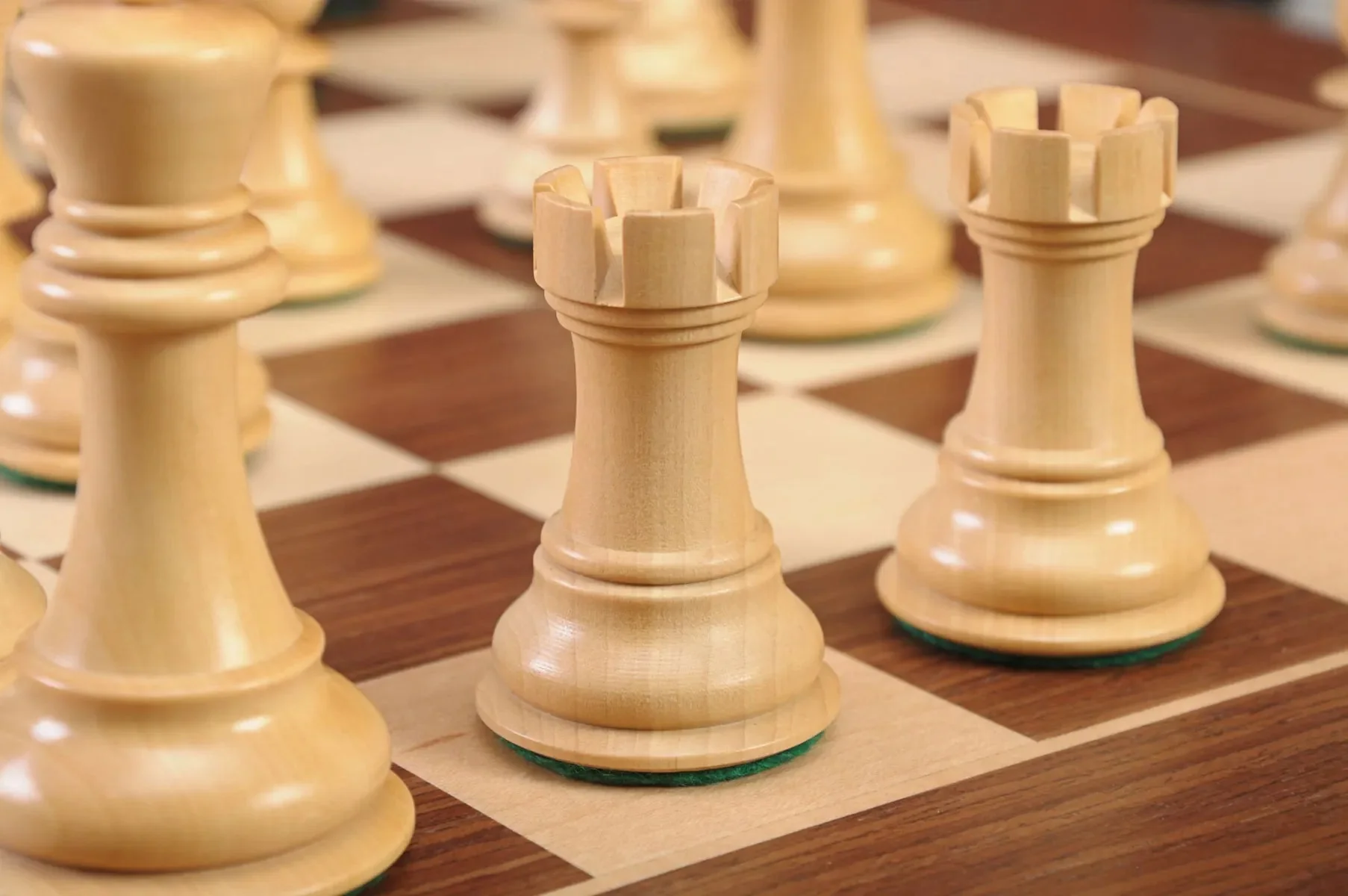 The Pro-Line Series Chess Pieces - 4.0" King - Image 15