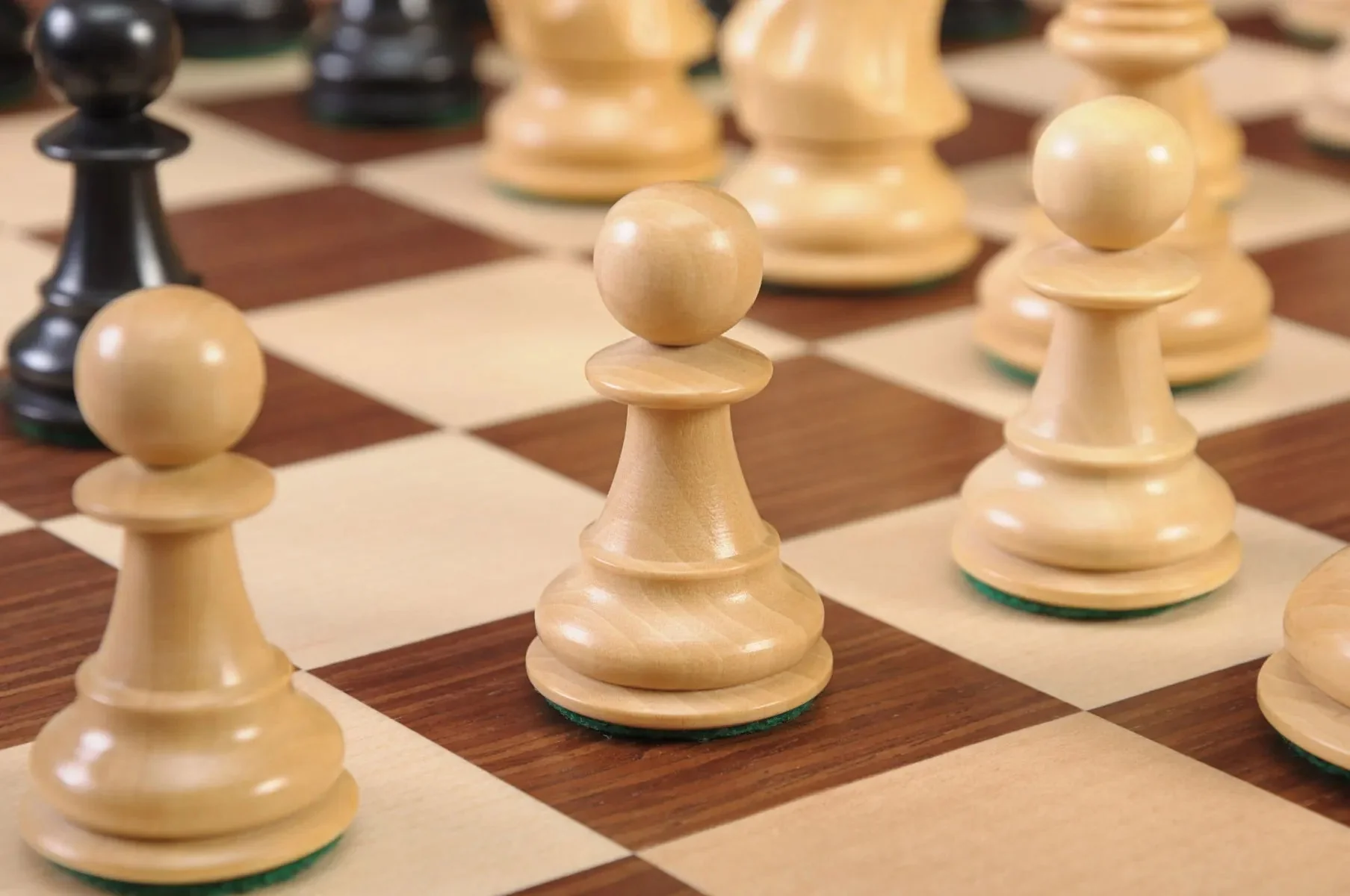 The Pro-Line Series Chess Pieces - 4.0" King - Image 16
