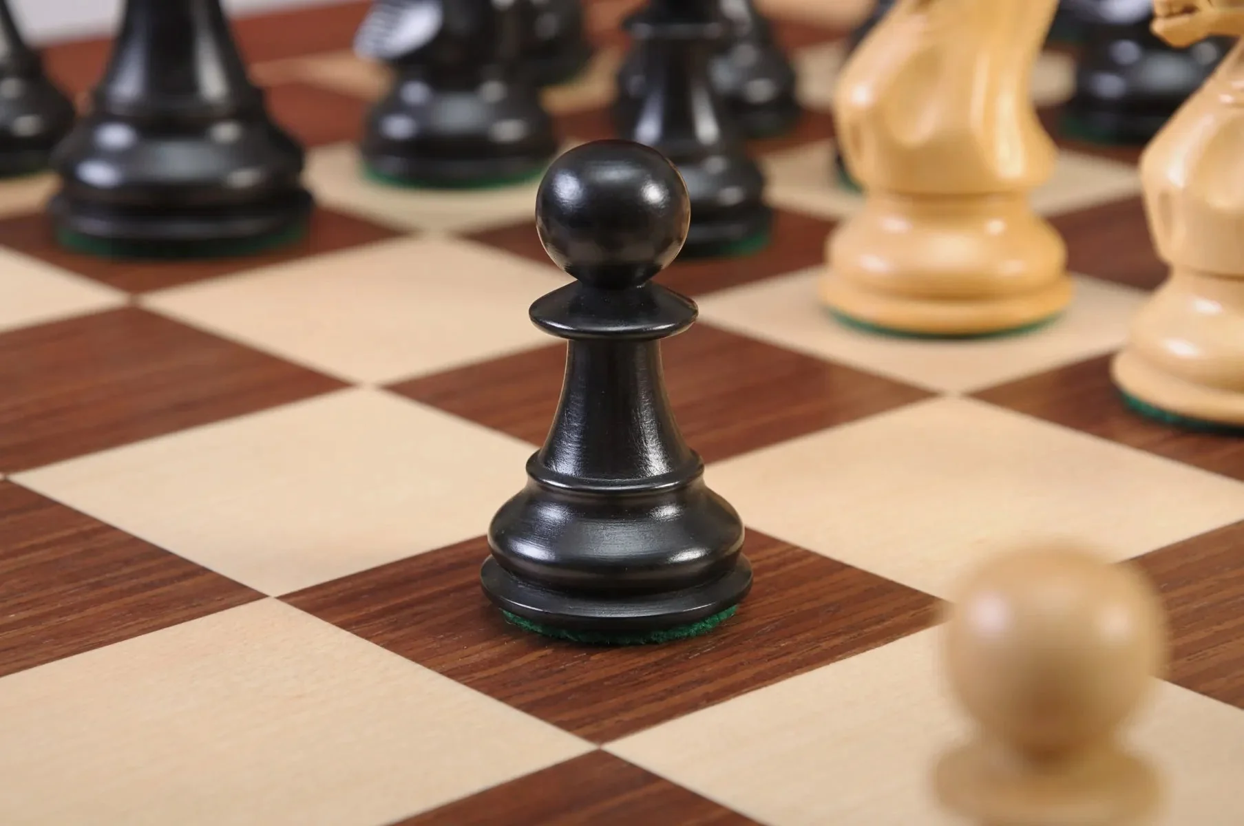 The Pro-Line Series Chess Pieces - 4.0" King - Image 22