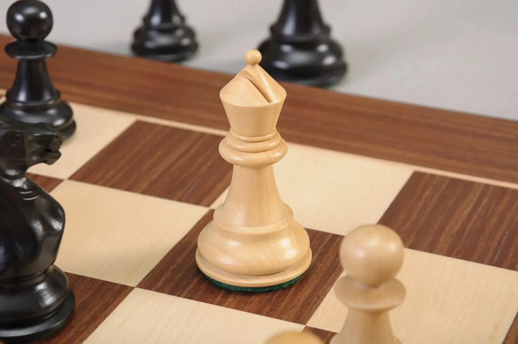 The Pro-Line Series Chess Pieces - 4.0" King - Image 26