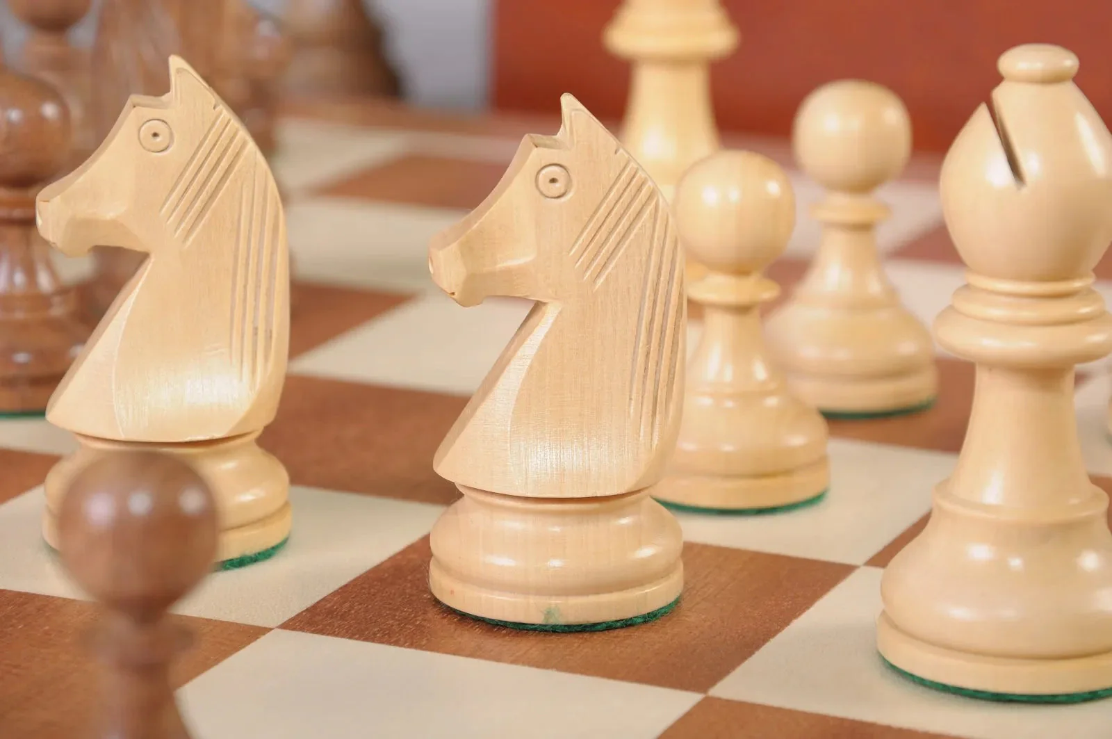"The Queen's Gambit" Inspired Chess Set, Box, & Board Combination - Image 15