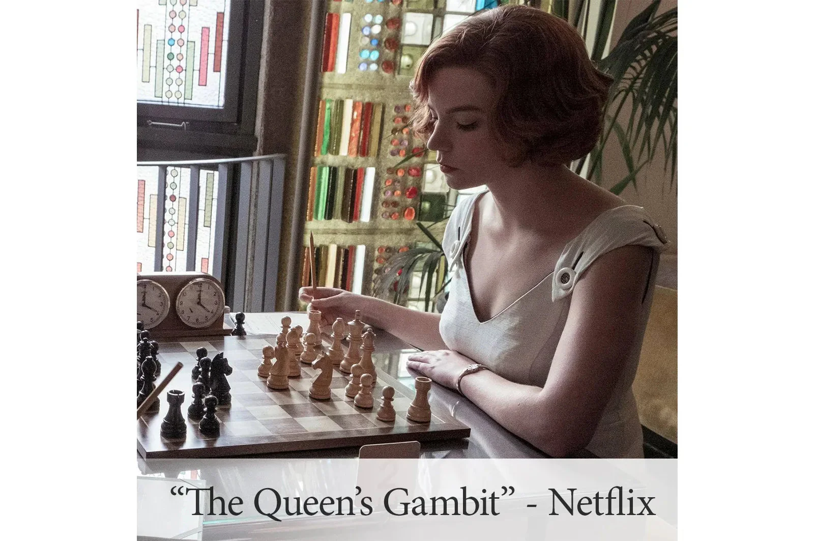 "The Queen's Gambit" Inspired Chess Set, Box, & Board Combination - Image 4