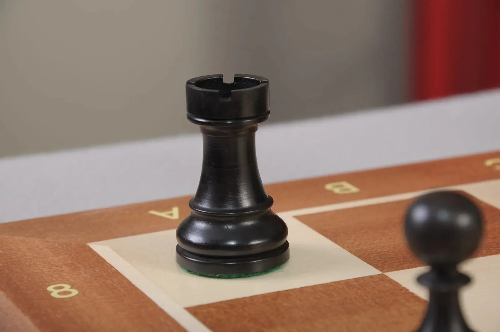 "The Queen's Gambit" Inspired Chess Set, Box, & Board Combination - Image 9