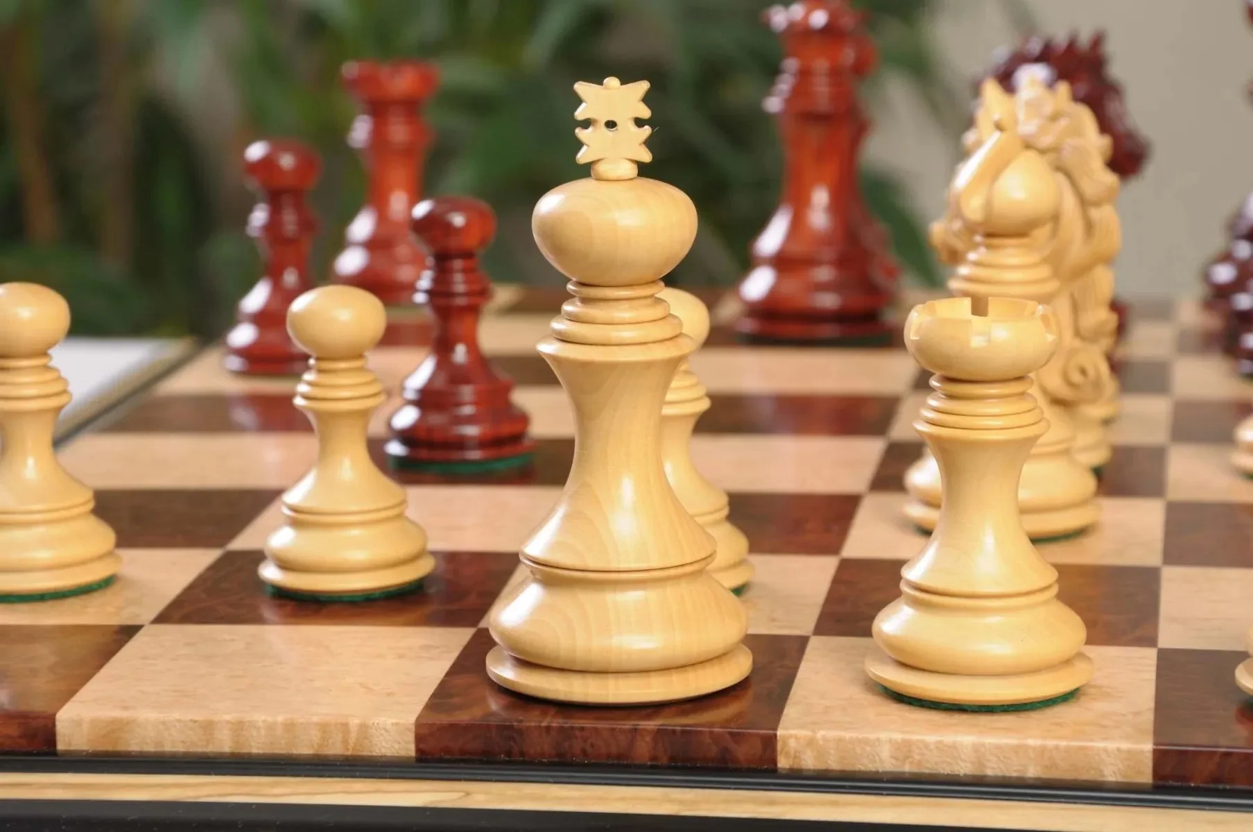 The Ravenna Series Luxury Chess Pieces - 4.4" King - Image 17