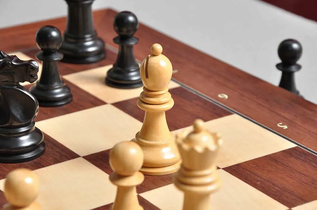 DGT Projects - USB Rosewood Board with Reykjavik Chess Pieces - Image 10