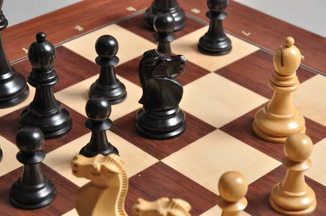 DGT Projects - USB Rosewood Board with Reykjavik Chess Pieces - Image 5
