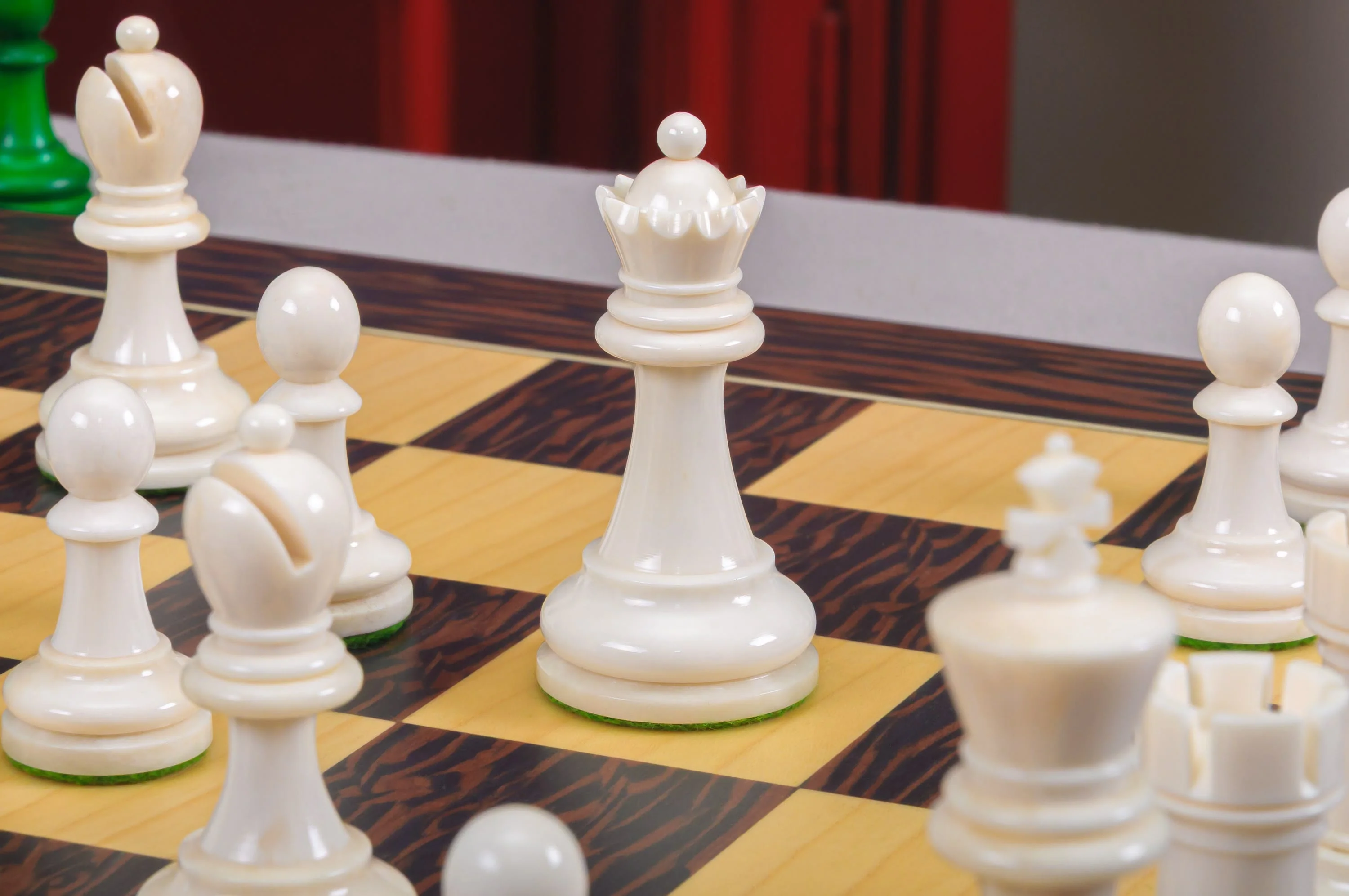 The Reykjavik II Series Bone Chess Pieces - 3.75" King - Image 5
