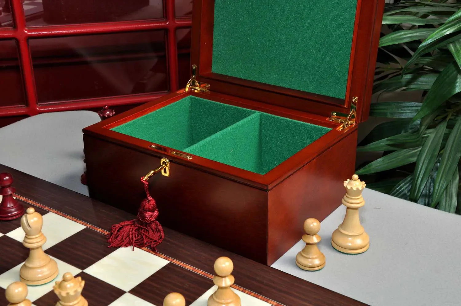 Red Mahogany Gilded and Natural Boxwood - Image 2