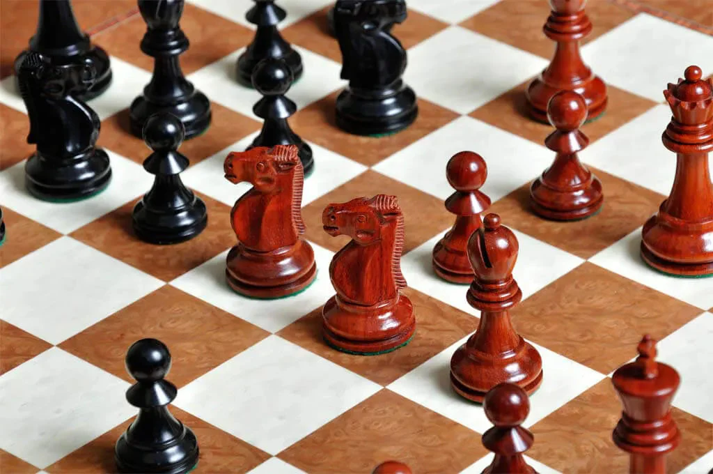 The Reykjavik II Series Prestige Chess Set, Box, & Board Combination - Image 7