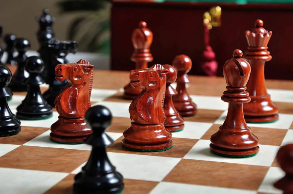 The Reykjavik II Series Prestige Chess Set, Box, & Board Combination - Image 4