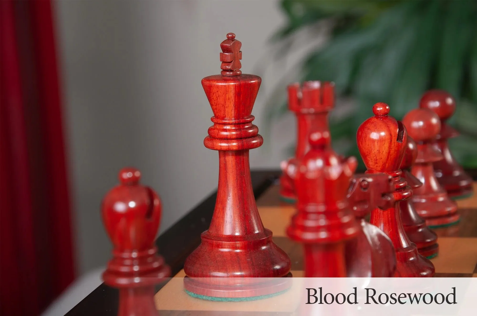 The Reykjavik II Series Tournament Chess Set and Tiroir Combination - Image 3