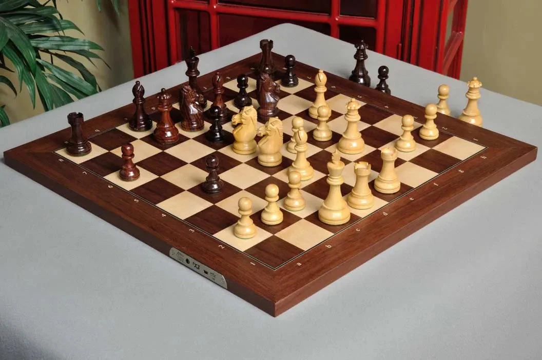 DGT Projects - USB Rosewood Board with Royal Chess Pieces