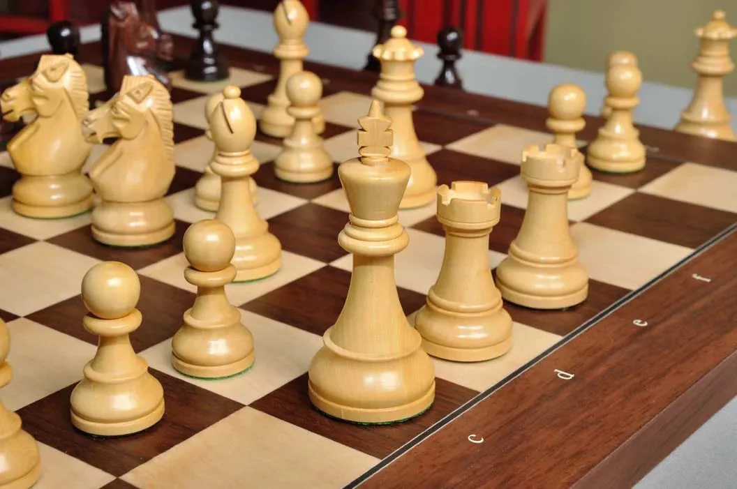 DGT Projects - USB Rosewood Board with Royal Chess Pieces - Image 6