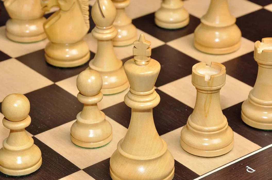 DGT Projects - USB Wenge Board with Royal Chess Pieces - Image 9
