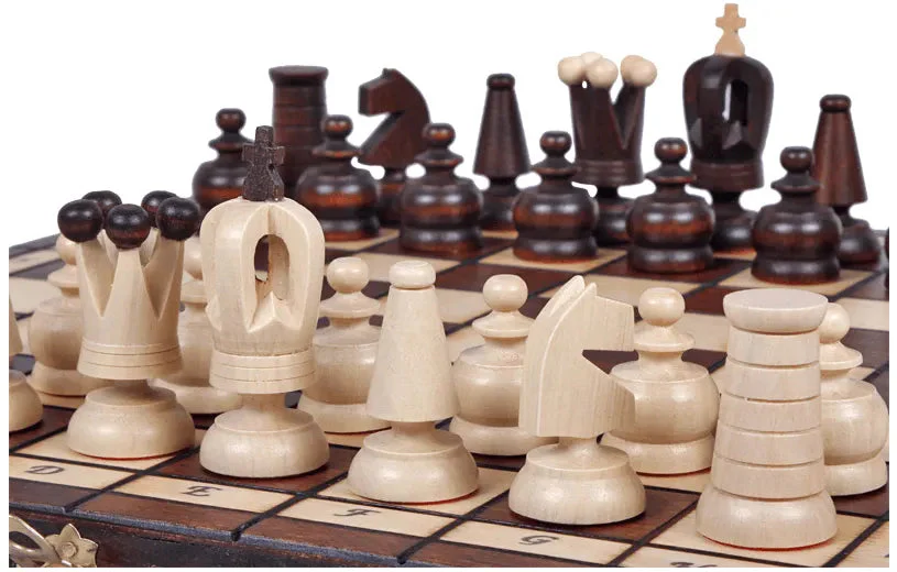 The Royal Maxi Chess Set - Image 7