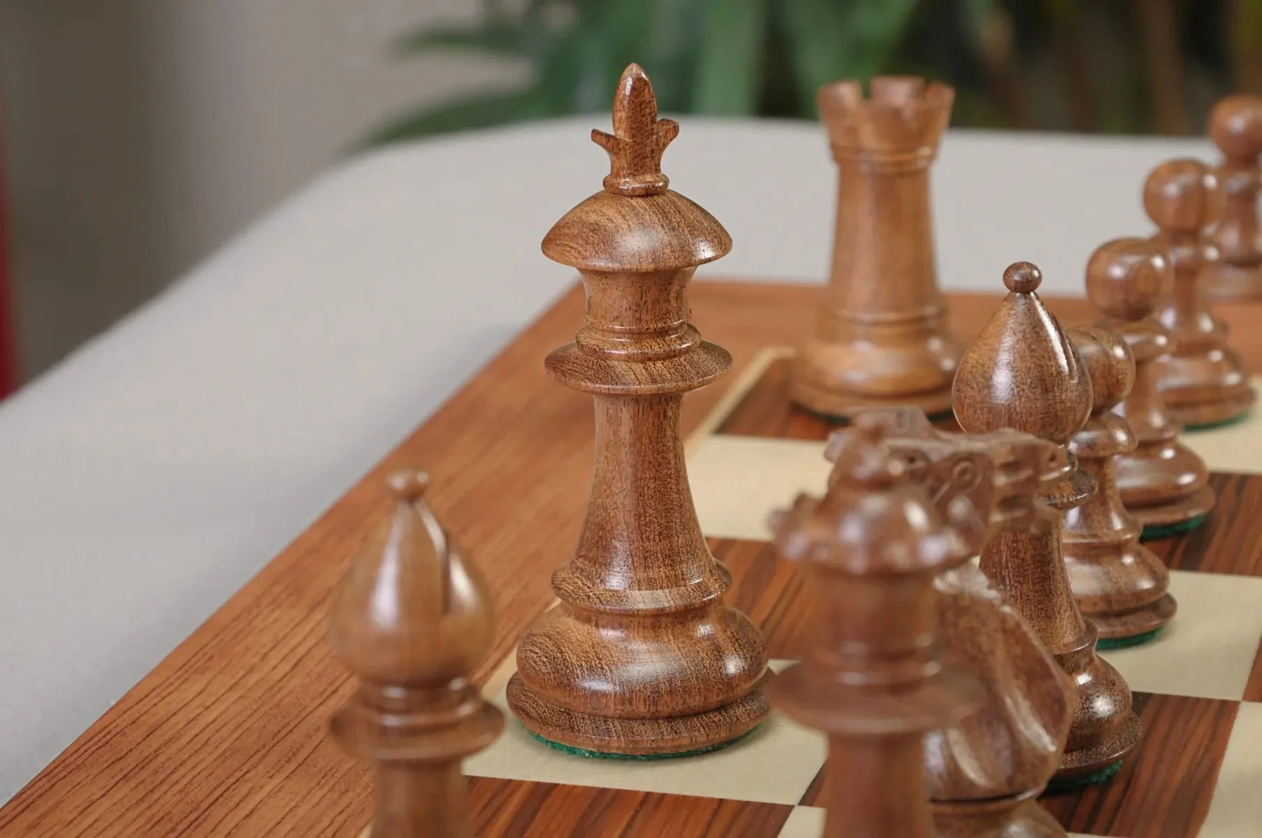 The Royale Series Chess Pieces - 4.0" King - Image 22