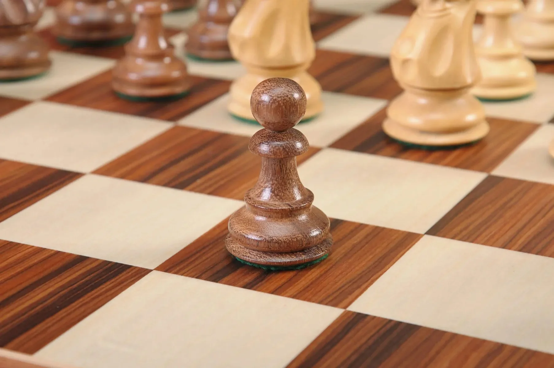 The Royale Series Chess Pieces - 4.0" King - Image 27
