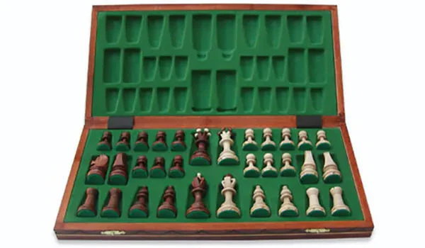 The Brown Senator Chess Set - Image 3