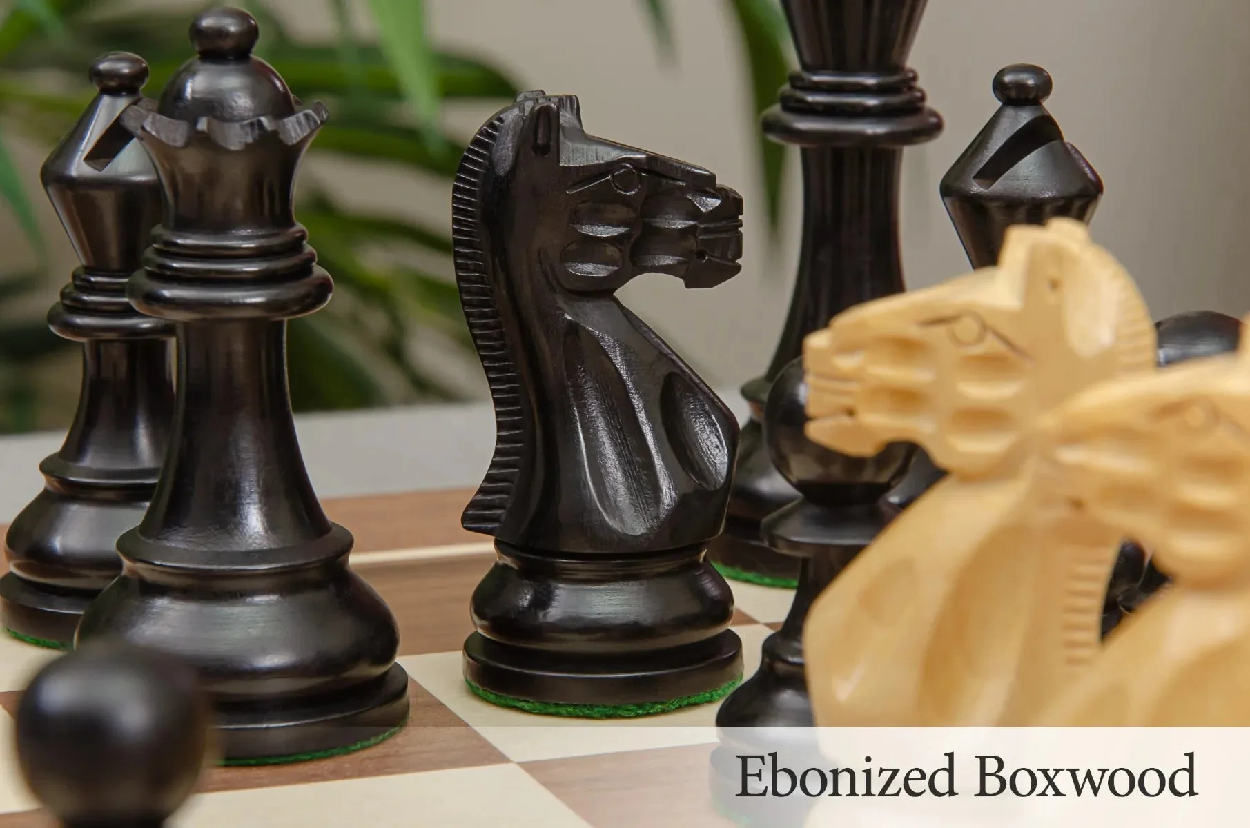 The Sovereign Series Chess Pieces - 4.0" King - Image 5