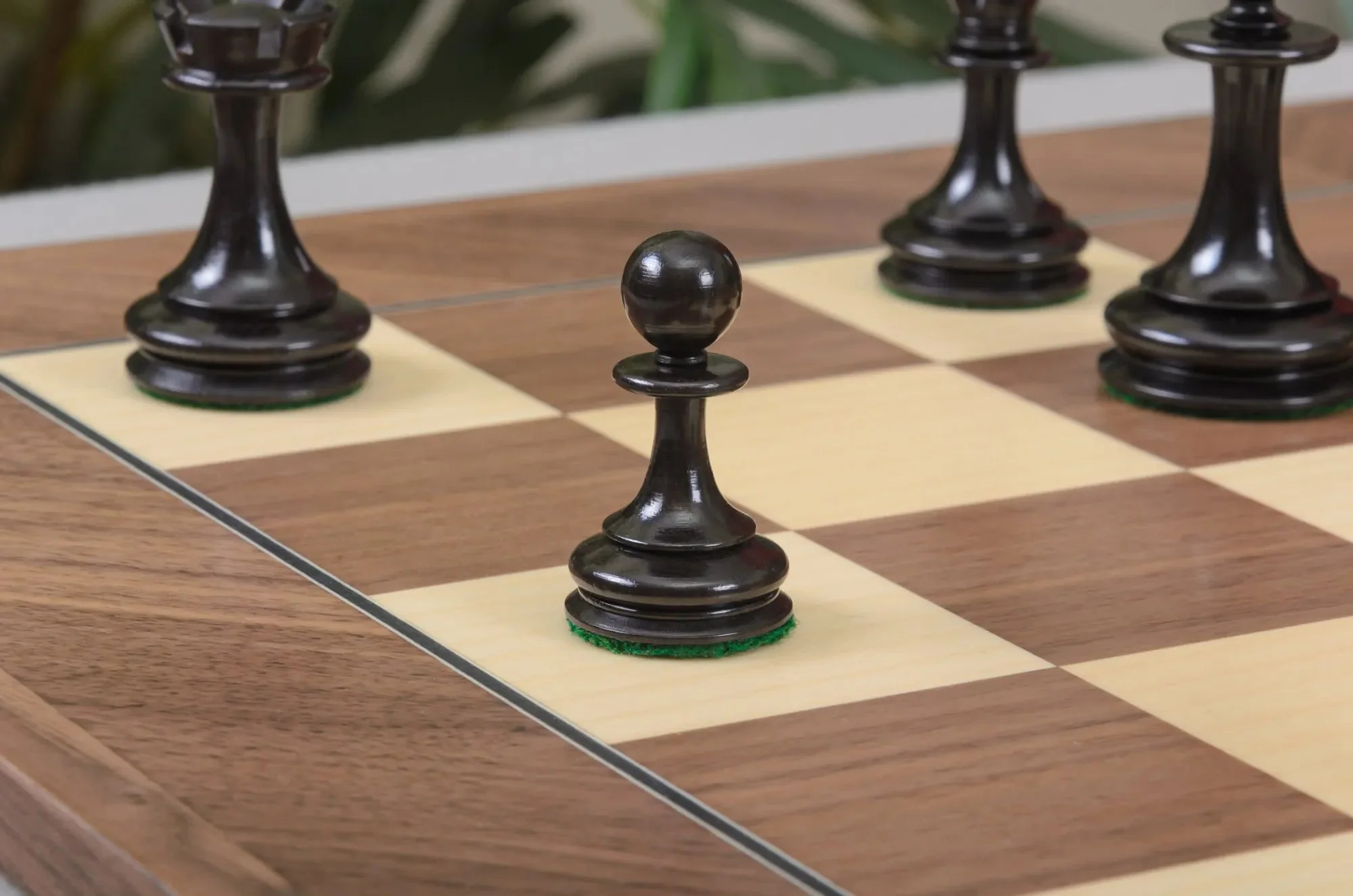 The William Hallett Series Chess Pieces - 3.5" King - Image 5