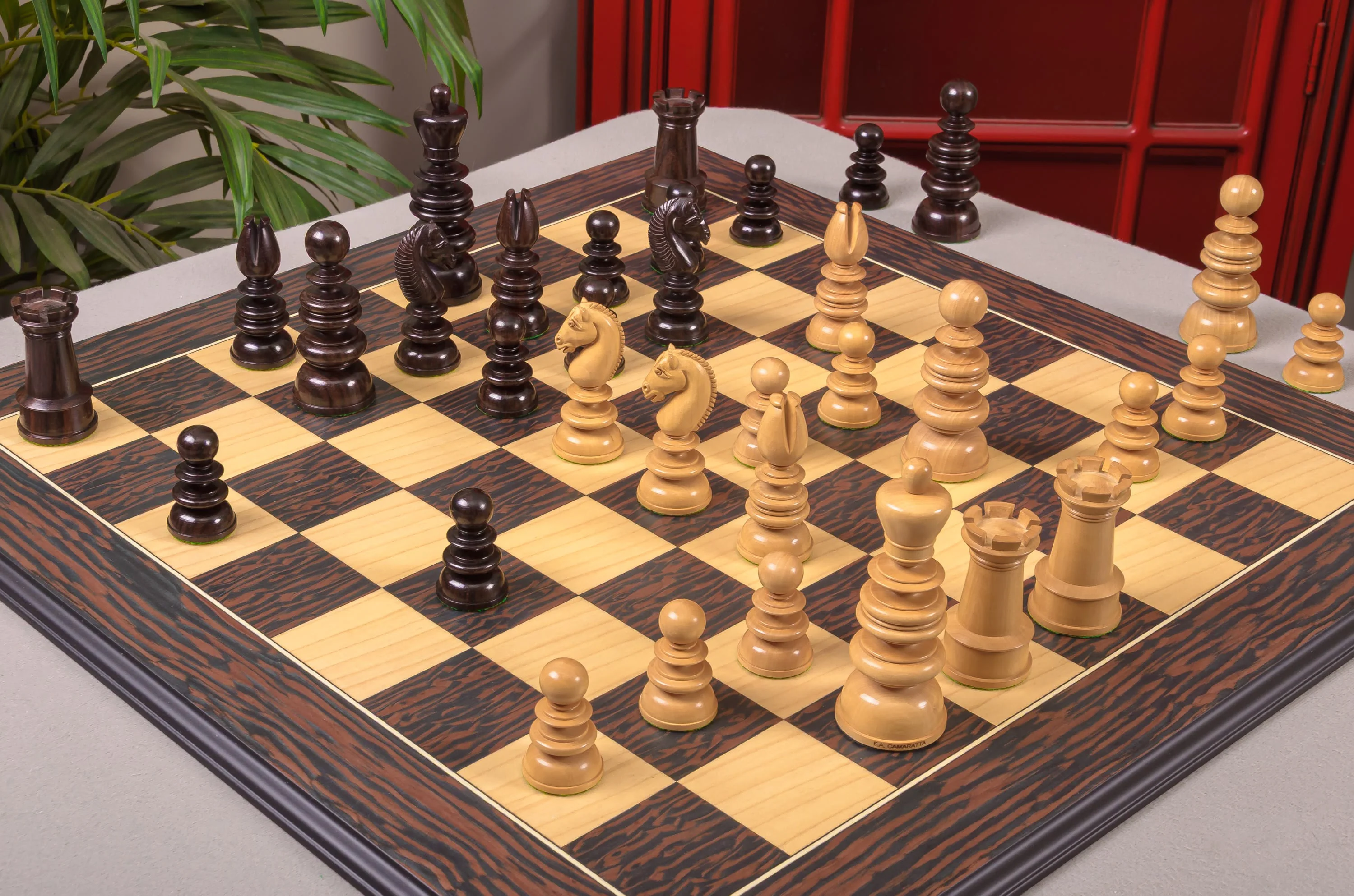 The St. George Luxury Chess Pieces - 4.4" King - From the Camaratta Collection - Image 3