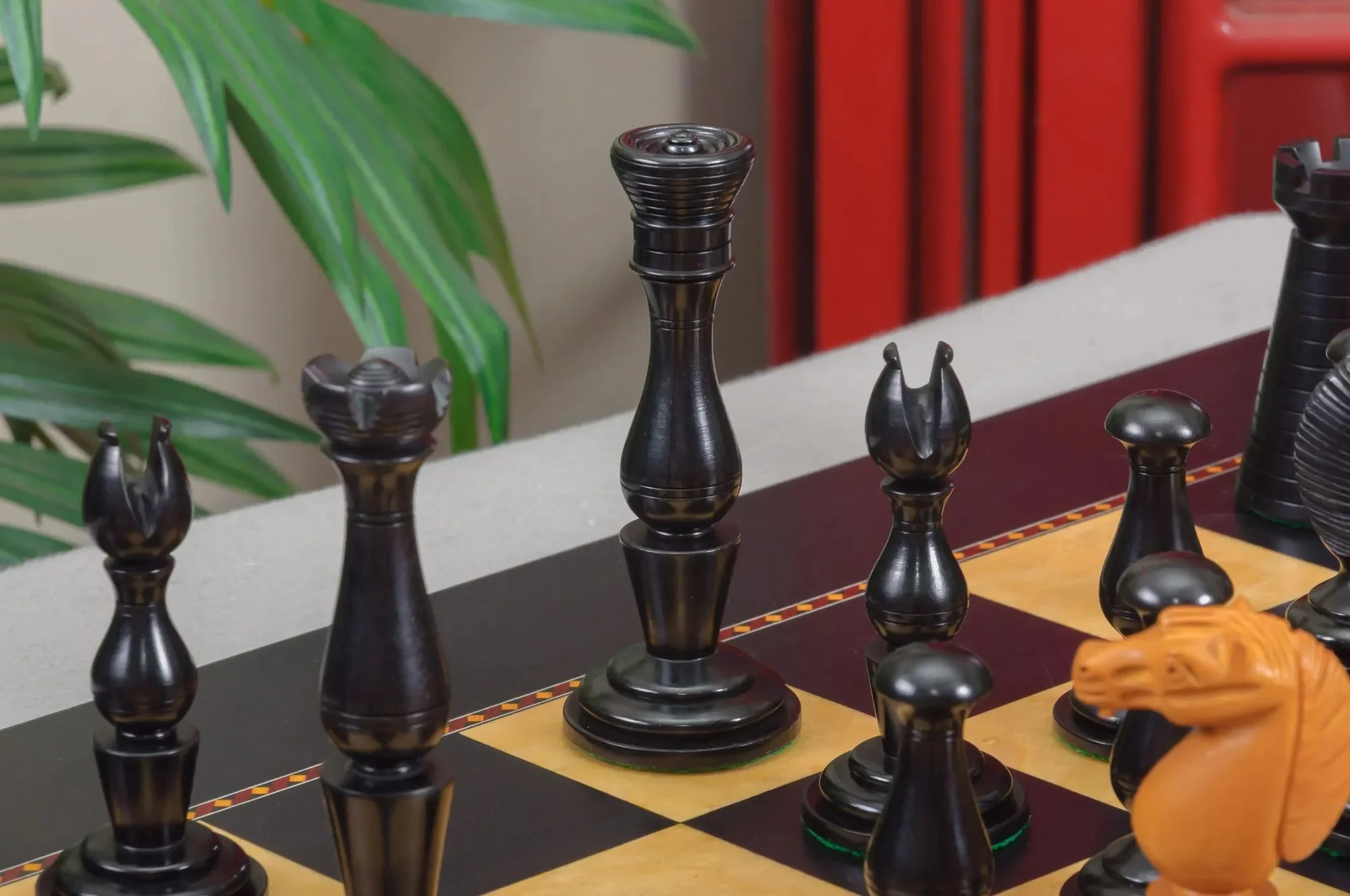 The Strand Series Timeless Chess Pieces - 4.4" King - Image 12