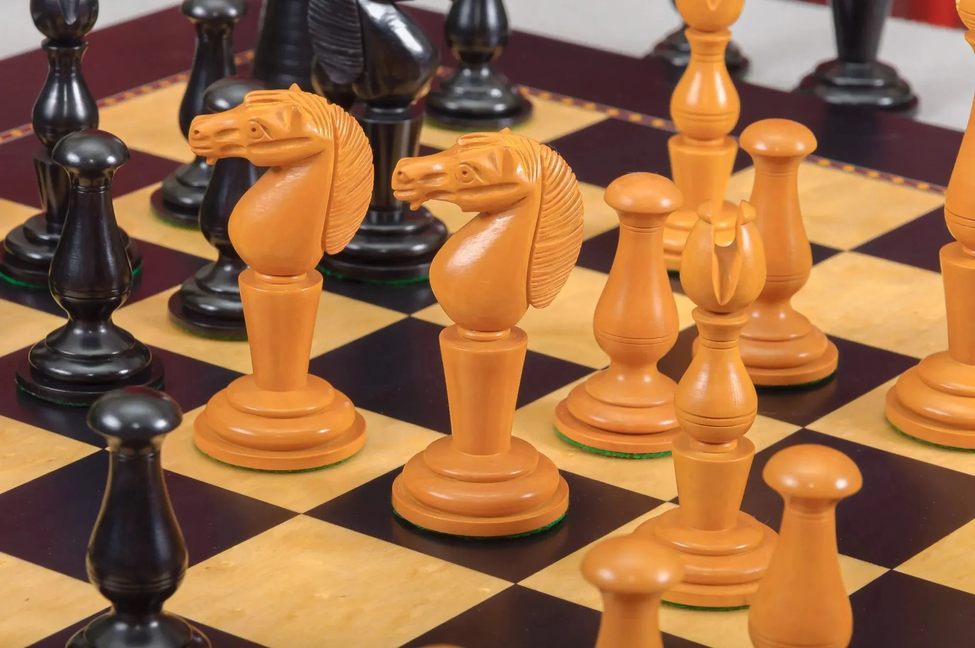 The Strand Series Timeless Chess Pieces - 4.4" King - Image 3